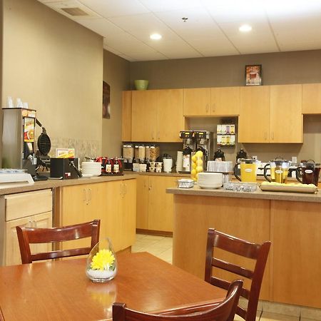 Stonebridge Hotel داوسون كريك المظهر الخارجي الصورة