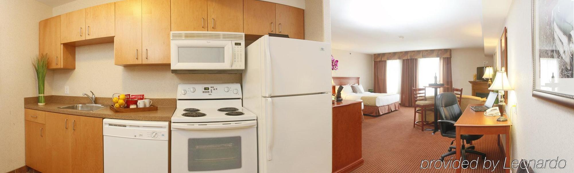 Stonebridge Hotel داوسون كريك المظهر الخارجي الصورة