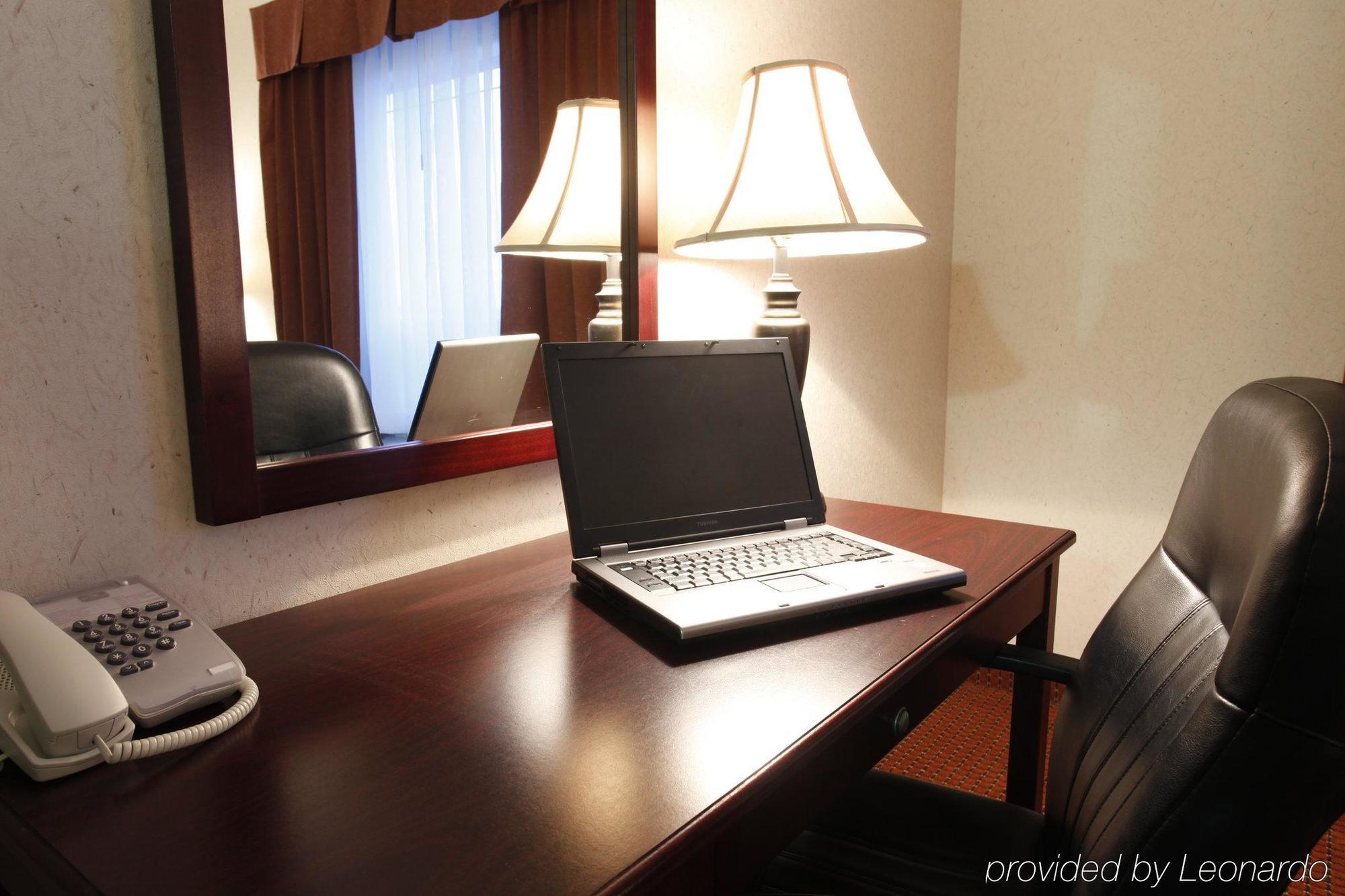 Stonebridge Hotel داوسون كريك المظهر الخارجي الصورة